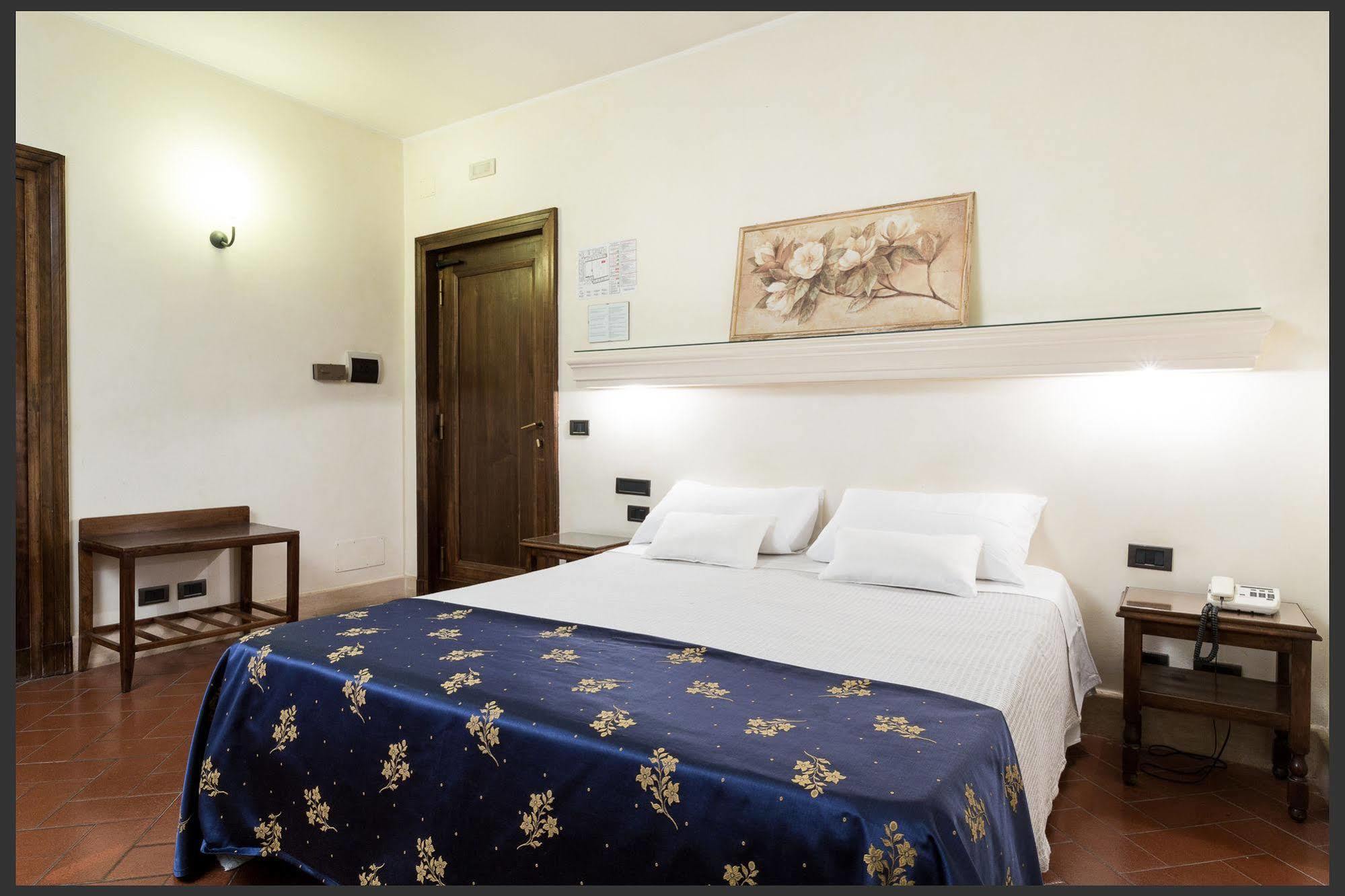 Hotel Columbus Roma Exterior foto